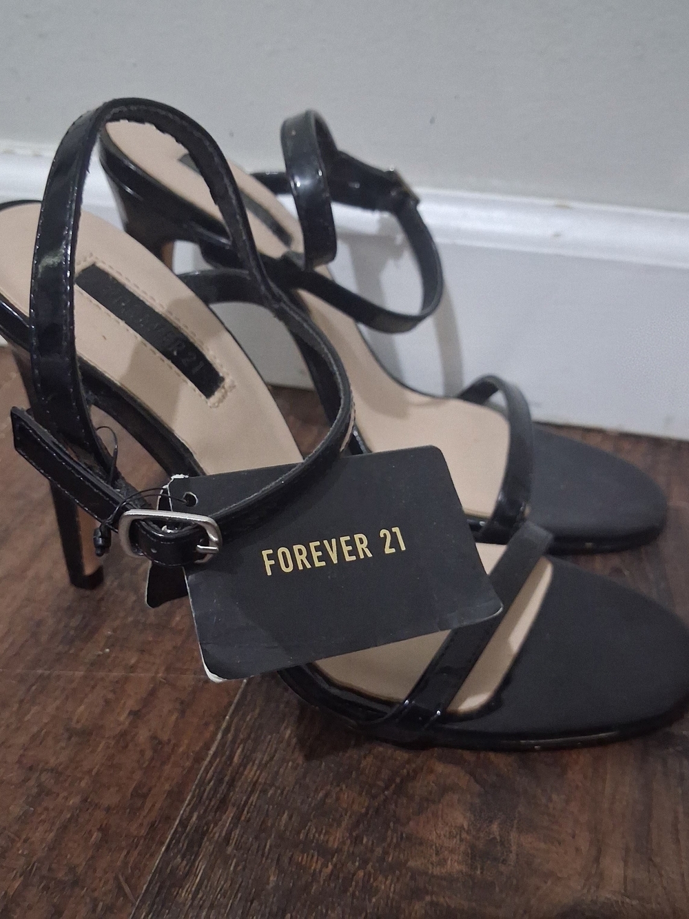 Forever 21 Black Patent Strappy Stiletto Heels 6.5 New